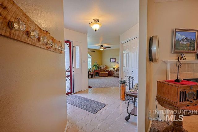 2628 Elizabeth Blvd, Twin Falls, ID 83301
