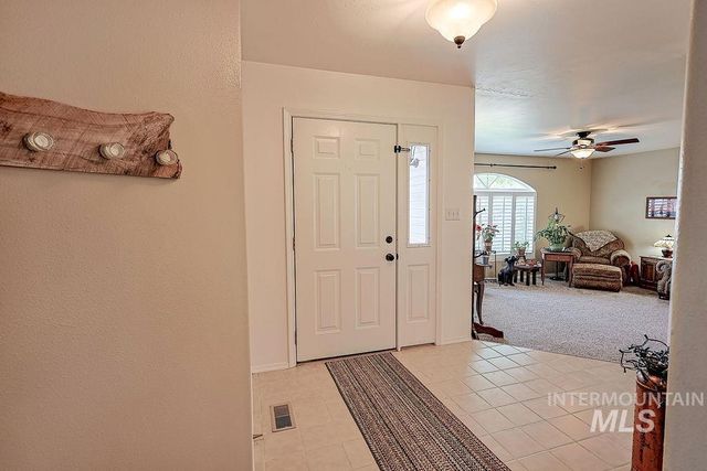 2628 Elizabeth Blvd, Twin Falls, ID 83301