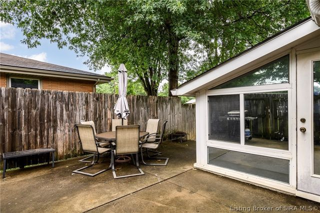 3312 Mellwood Drive, New Albany, IN 47150
