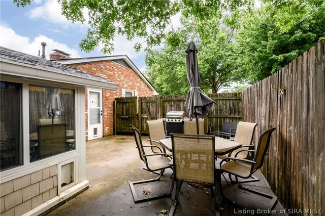 3312 Mellwood Drive, New Albany, IN 47150