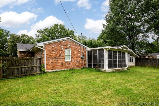 3312 Mellwood Drive, New Albany, IN 47150