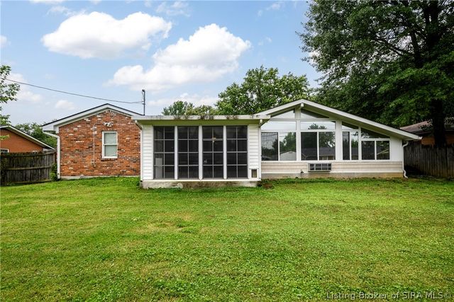 3312 Mellwood Drive, New Albany, IN 47150