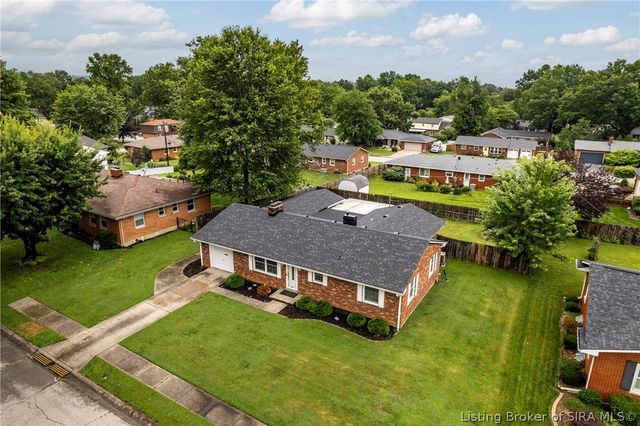 3312 Mellwood Drive, New Albany, IN 47150