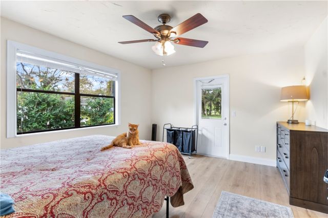 6226 5th Street Street, Vero Beach, FL 32968