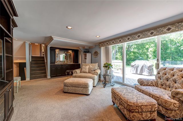 3 Hunter Court, Dix Hills, NY 11746