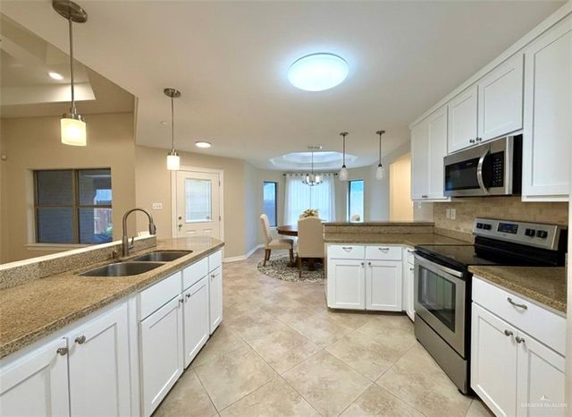 1311 Anahi Street, Alamo, TX 78516