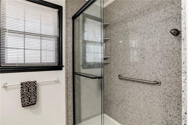 7415 W 74th Street, Overland Park, KS 66204