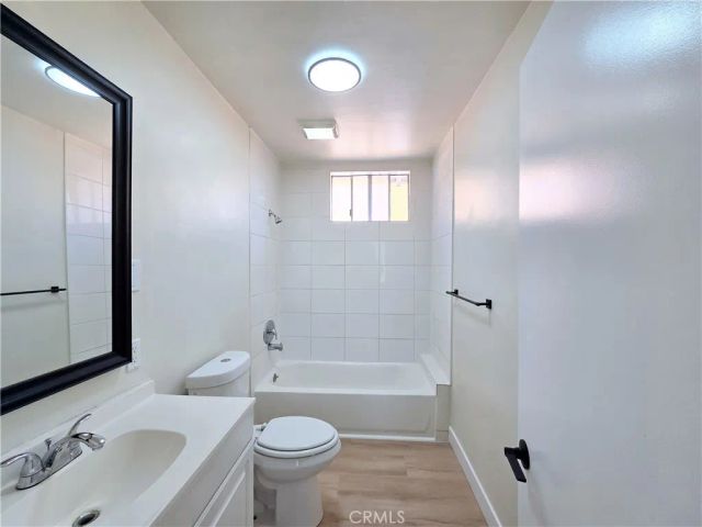 5552 Lewis, Long Beach, CA 90805