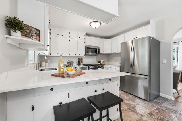 2481. 19th Avenue E, North Saint Paul, MN 55109