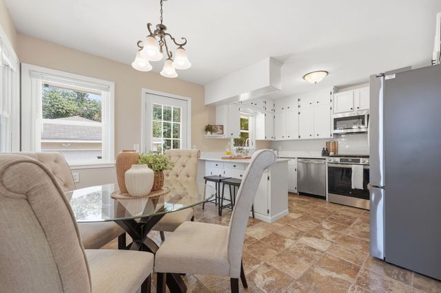 2481. 19th Avenue E, North Saint Paul, MN 55109
