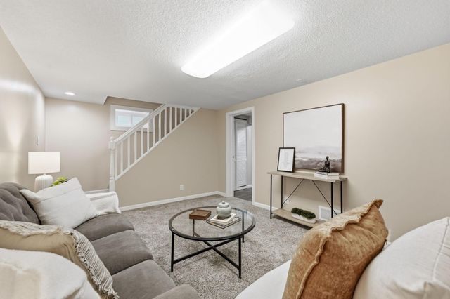 2481. 19th Avenue E, North Saint Paul, MN 55109