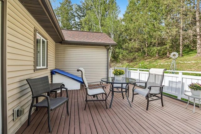5030 Valley Road, Black Earth, WI 53515