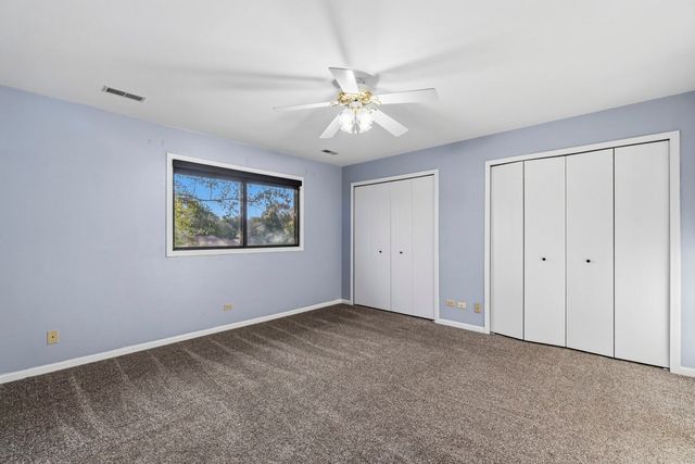 1820 W Highland Avenue D, Elgin, IL 60123