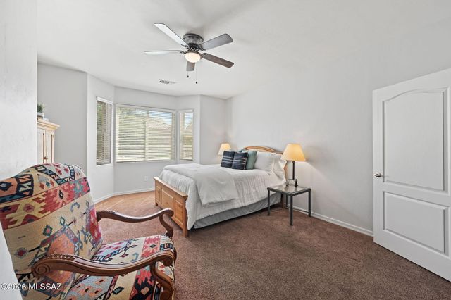 530 W Aspenwood Street, Green Valley, AZ 85614