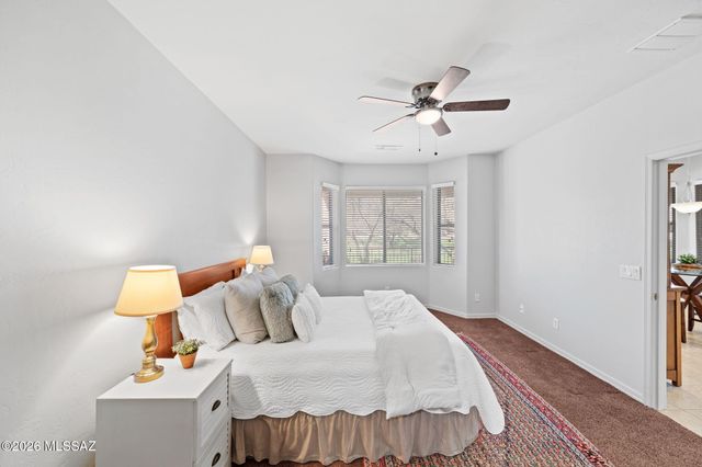 530 W Aspenwood Street, Green Valley, AZ 85614