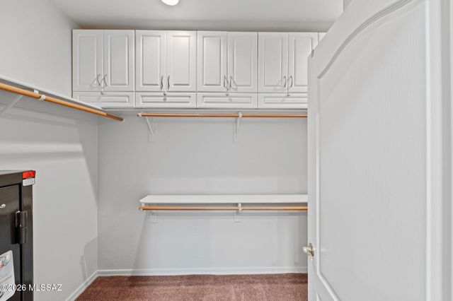 530 W Aspenwood Street, Green Valley, AZ 85614