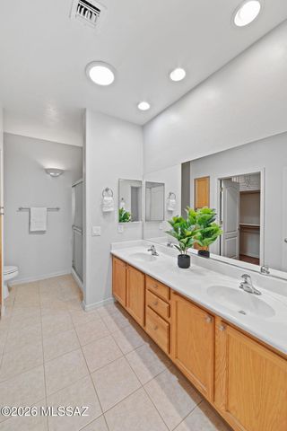 530 W Aspenwood Street, Green Valley, AZ 85614