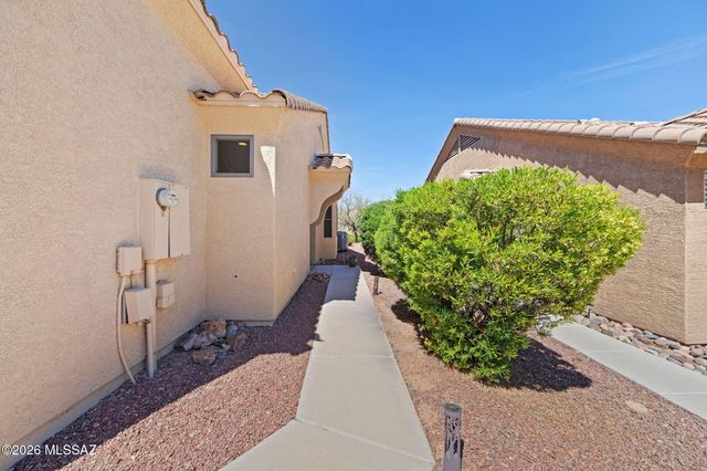 530 W Aspenwood Street, Green Valley, AZ 85614