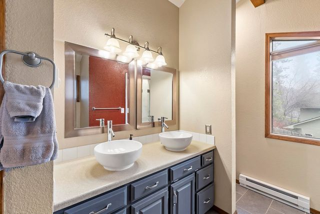 8107 E Elde Dr, Spokane, WA 99212