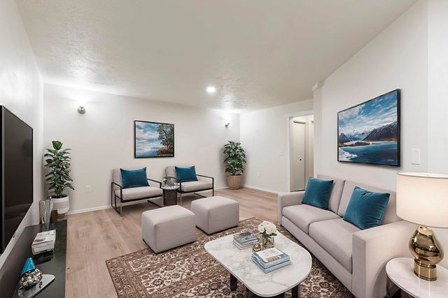 8107 E Elde Dr, Spokane, WA 99212