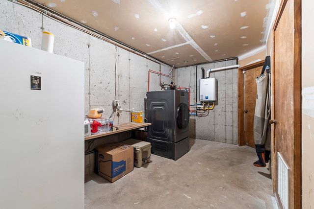 8107 E Elde Dr, Spokane, WA 99212