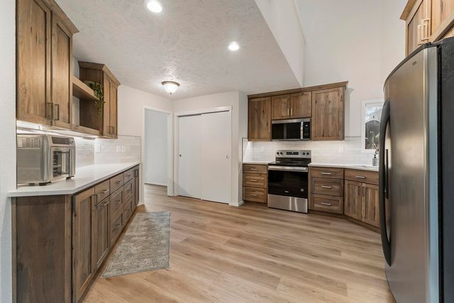 8107 E Elde Dr, Spokane, WA 99212