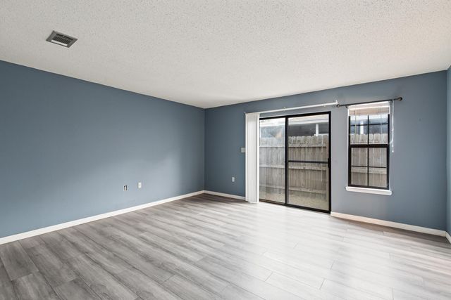 803 Holbrook Circle, Fort Walton Beach, FL 32547