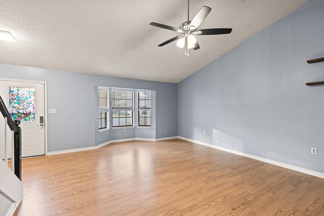 803 Holbrook Circle, Fort Walton Beach, FL 32547