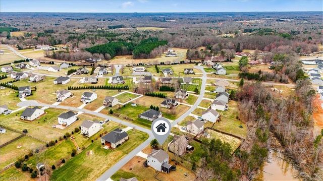 177 Ravensbourne Trail, Stokesdale, NC 27357