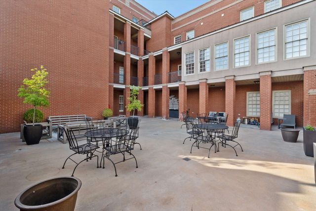 65 E Pontotoc Ave Apt 101, Memphis, TN 38103