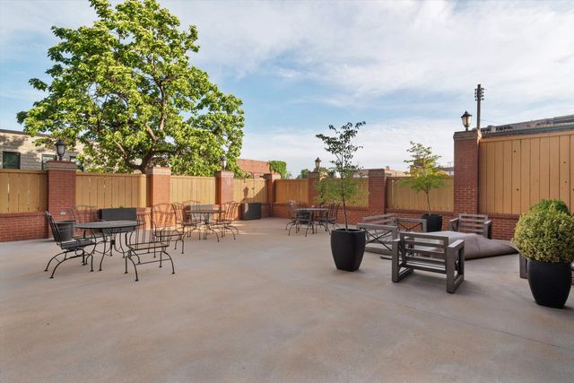 65 E Pontotoc Ave Apt 101, Memphis, TN 38103