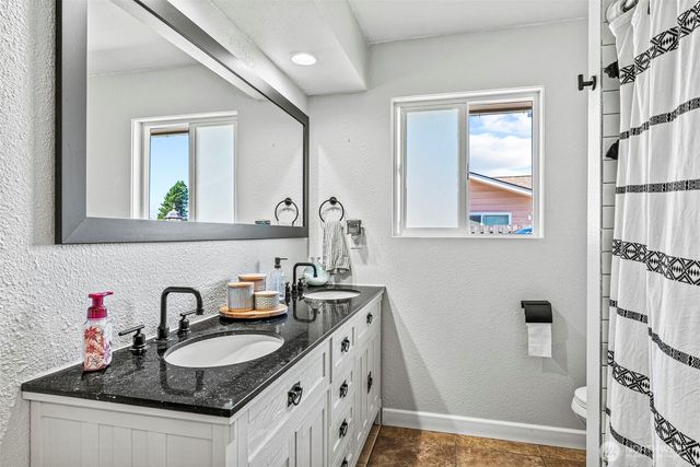 3226 Maple Street, Longview, WA 98632