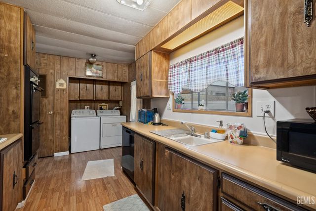 5313 Crystal Springs Drive, Bakersfield, CA 93313