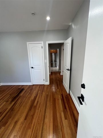 170-31 Grand Central Parkway 1st floor, Jamaica Hills, NY 11432