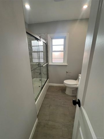 170-31 Grand Central Parkway 1st floor, Jamaica Hills, NY 11432