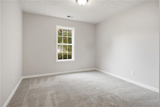 2500 Huntington Drive, Loganville, GA 30052