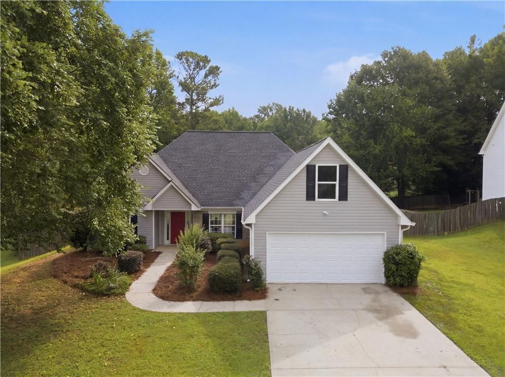 2500 Huntington Drive, Loganville, GA 30052