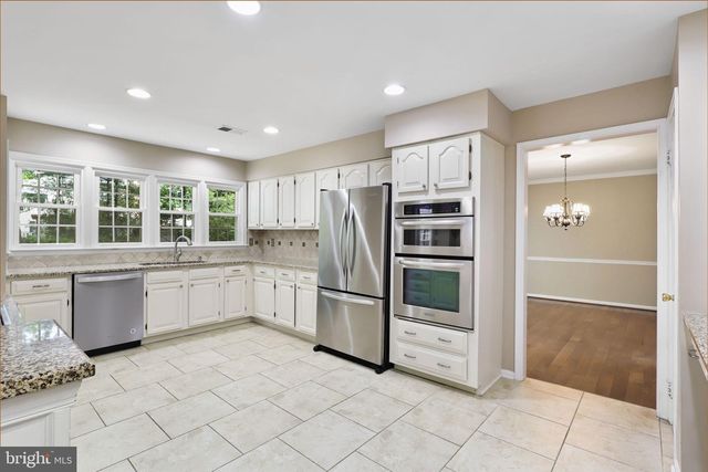 2989 FRANKLIN OAKS DR, Herndon, VA 20171