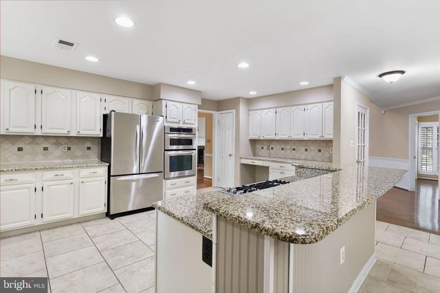 2989 FRANKLIN OAKS DR, Herndon, VA 20171