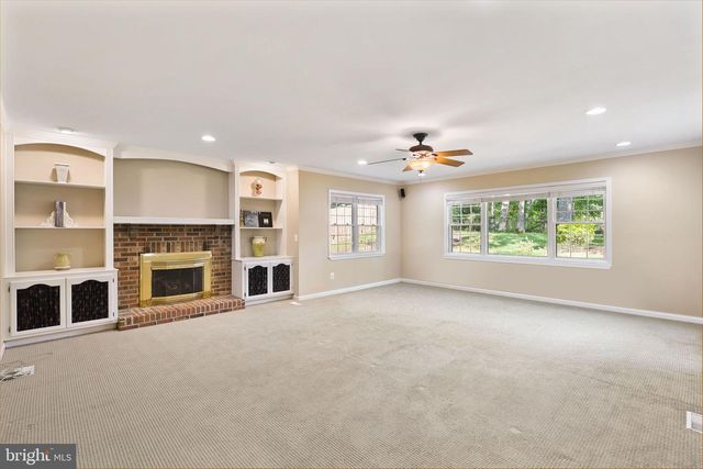 2989 FRANKLIN OAKS DR, Herndon, VA 20171