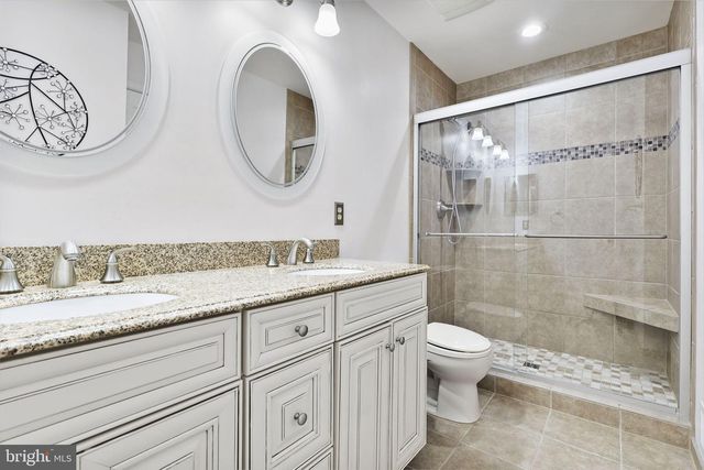 2989 FRANKLIN OAKS DR, Herndon, VA 20171