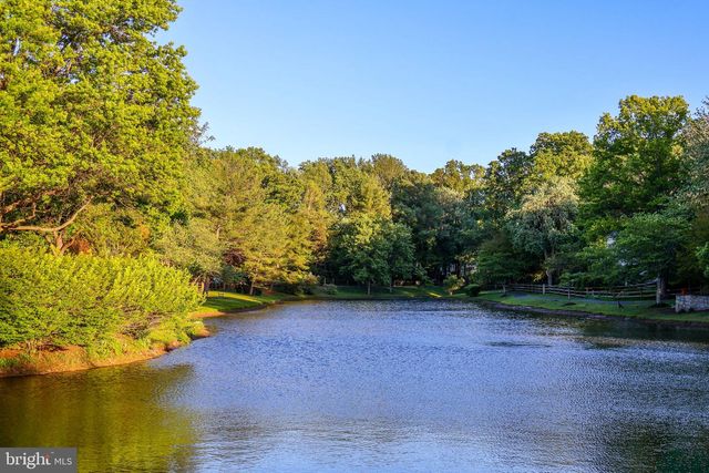 2989 FRANKLIN OAKS DR, Herndon, VA 20171