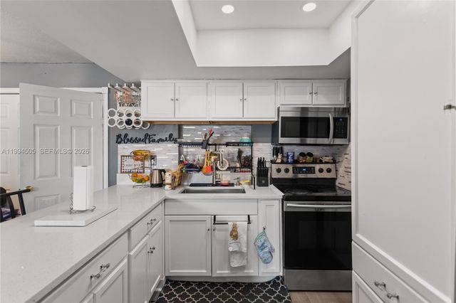 1000 NW 23rd Ter, Pompano Beach, FL 33069