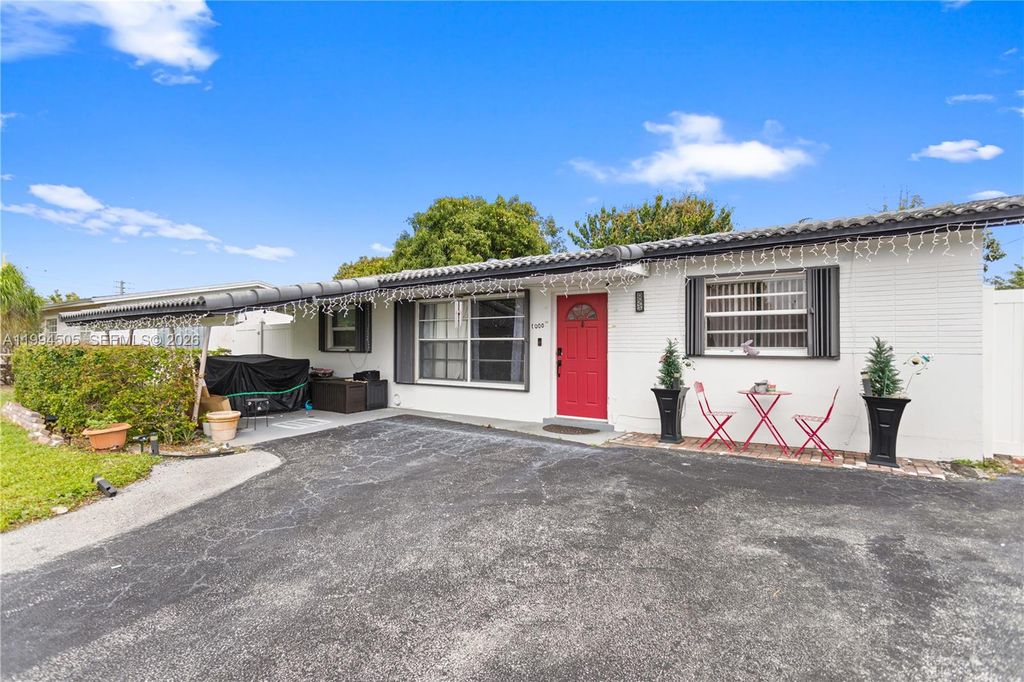 1000 NW 23rd Ter, Pompano Beach, FL 33069