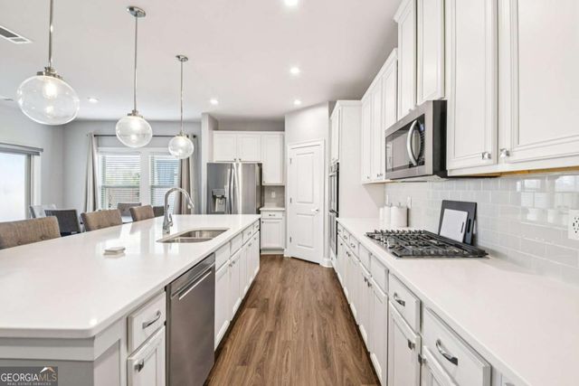 1114 Hibiscus Way SW, Mableton, GA 30126