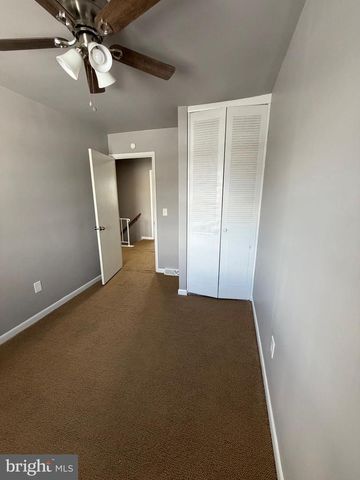 1243 PEGGY DR, Hummelstown, PA 17036