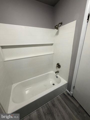 1243 PEGGY DR, Hummelstown, PA 17036