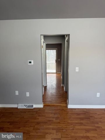 1243 PEGGY DR, Hummelstown, PA 17036