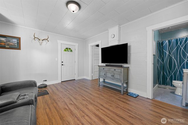 504 W 1st Street, Nooksack, WA 98276