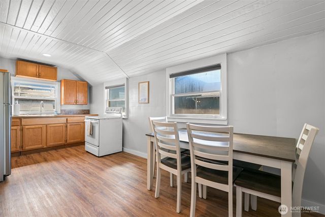 504 W 1st Street, Nooksack, WA 98276